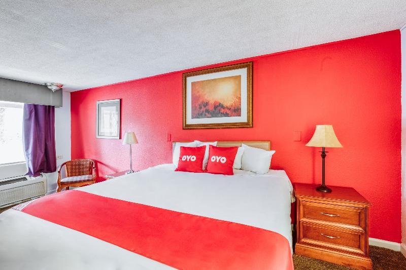 Travelodge By Wyndham West 2* Macon
